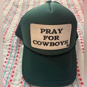 Trucker hat